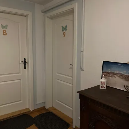 Chambre Papillon Avec Acces Terasse La Neuveville Exterior photo